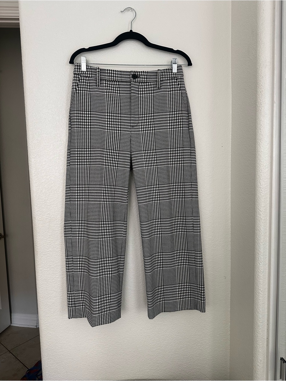 Banana Republic Black and White Glen Plaid Dress Pants